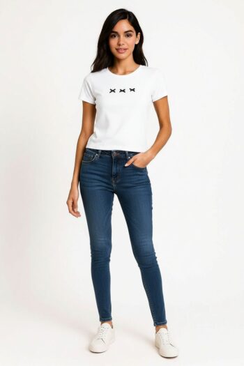 PLAYERA MANGA CORTA CON MOÑOS