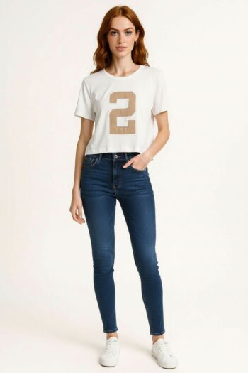 PLAYERA RIB CROP CON APLICACIÓN
