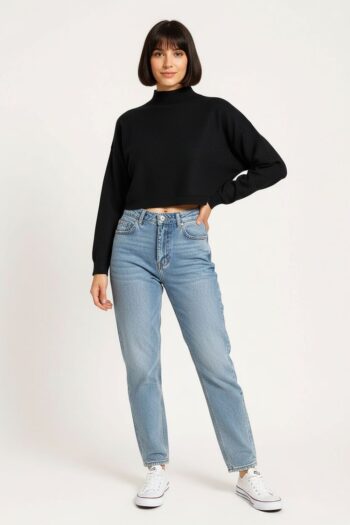 SUÉTER CORTO CON MANGA AMPLIA