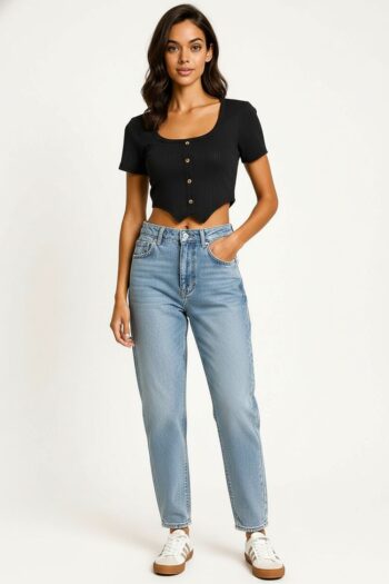 PLAYERA RIB CROP CON BOTONES