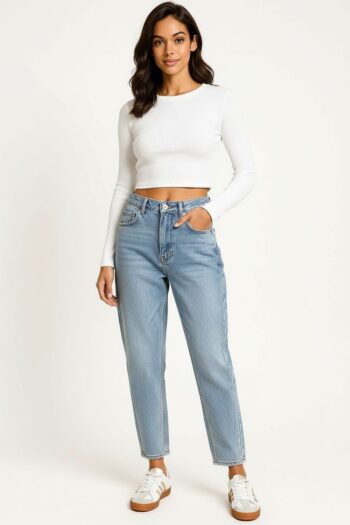 PLAYERA CROP CUELLO REDONDO