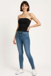 PLAYERA CROP BANDA COLOMBIANA AJUSTADA