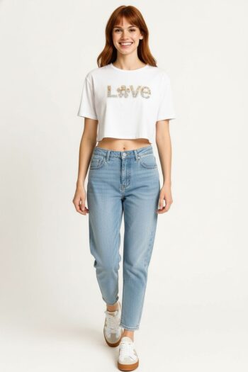 PLAYERA CROP CON DETALLE LOVE