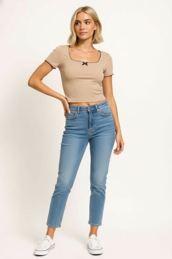 PLAYERA RIB CUELLO DECORATIVO