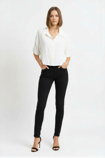 BLUSA AMPLIA BOTONES CLÁSICOS