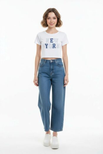 PLAYERA CROP TEXTO AL FRENTE