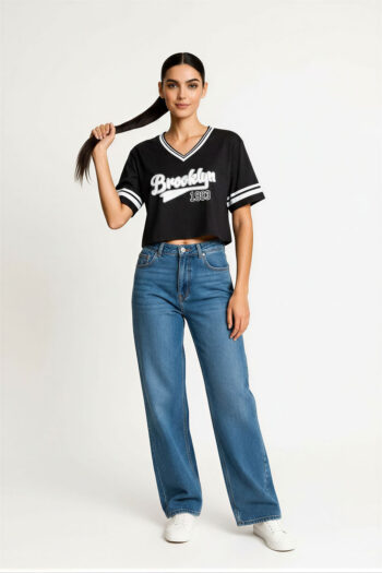 PLAYERA CROP CUELLO V CASUAL