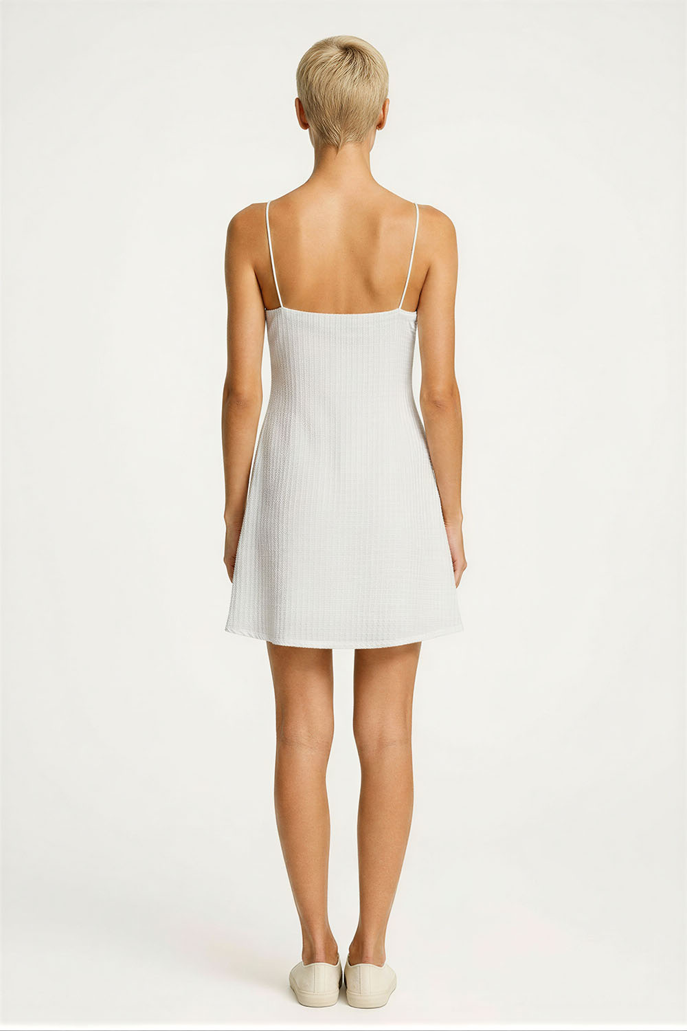 L16672-BLANCO-2
